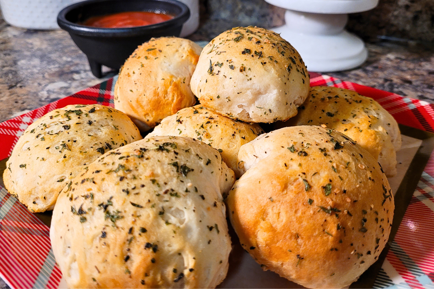 Mozzarella Biscuits Bombs